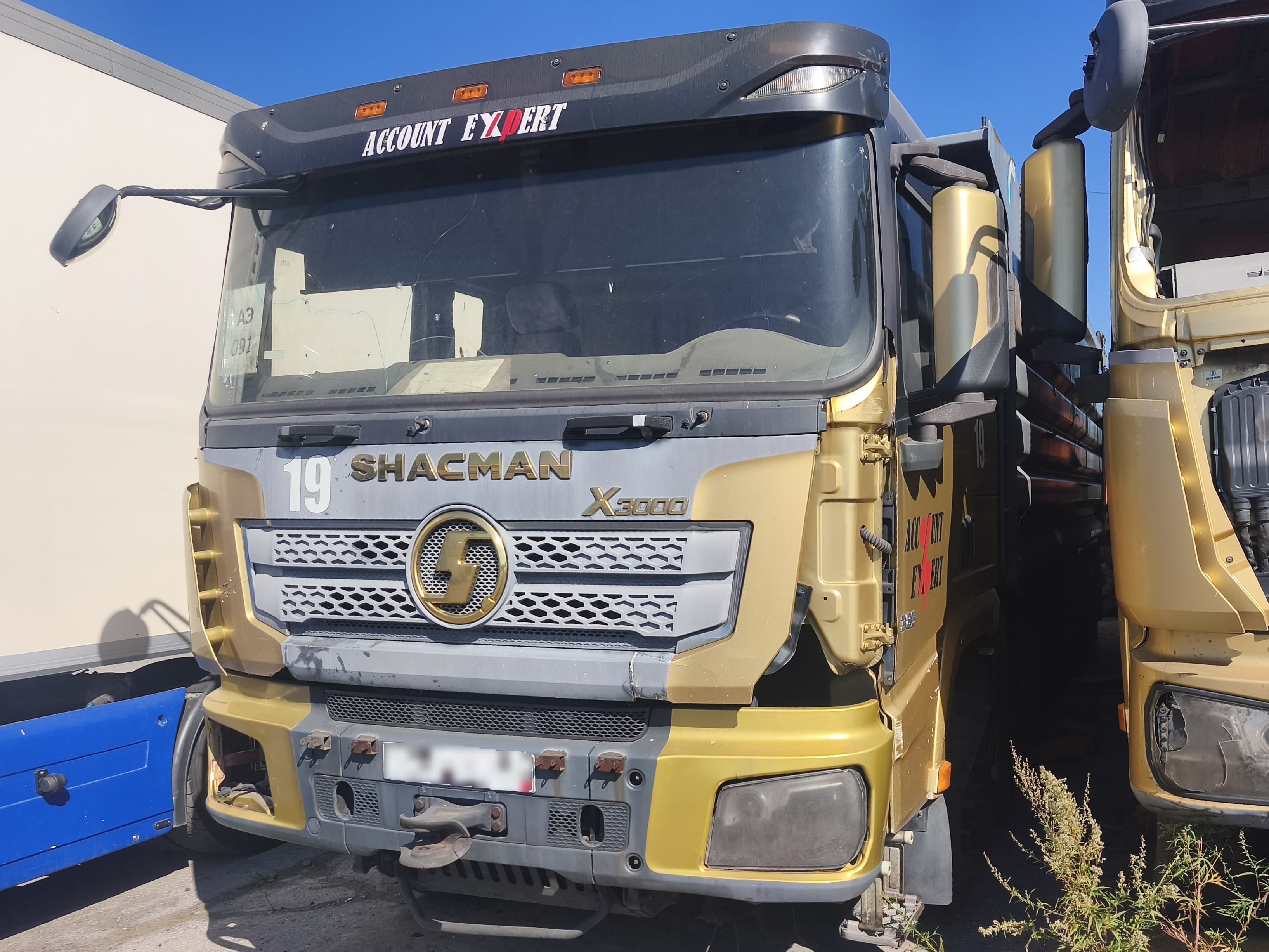 Shacman (Shaanxi) SX* 8x4 Самосвал - 1