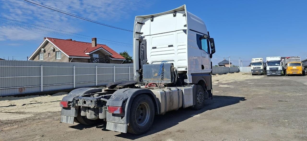 MAN TGX 4X2 Седельный тягач - 3