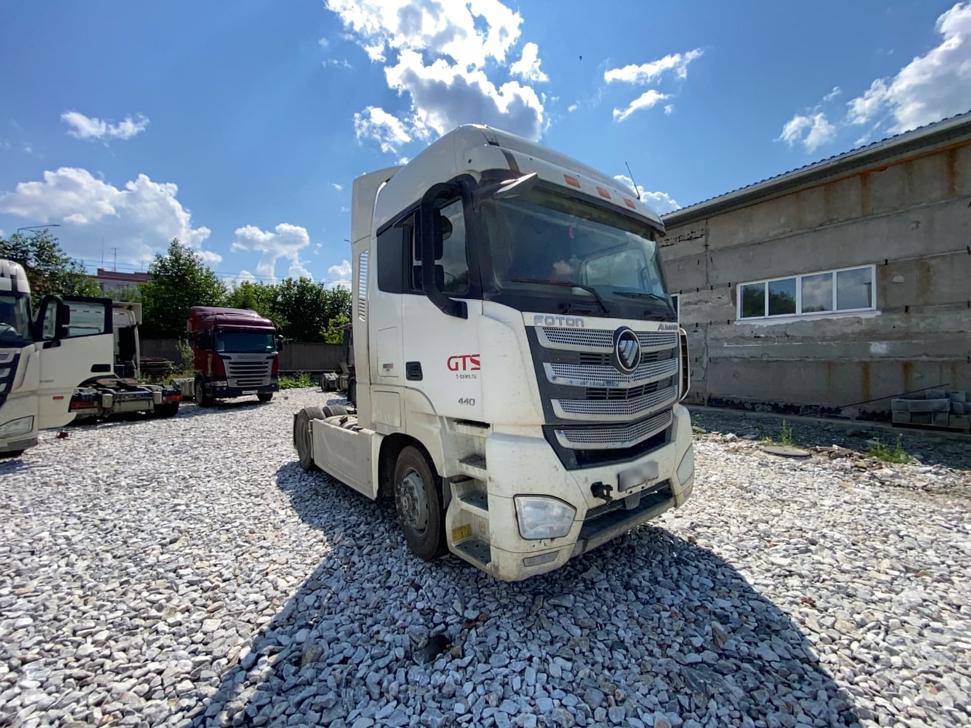 Foton AUMAN 4x2 Седельный тягач - 2