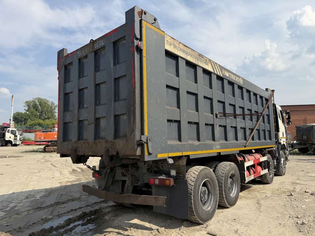 FAW J6 8x4 Самосвал - 3