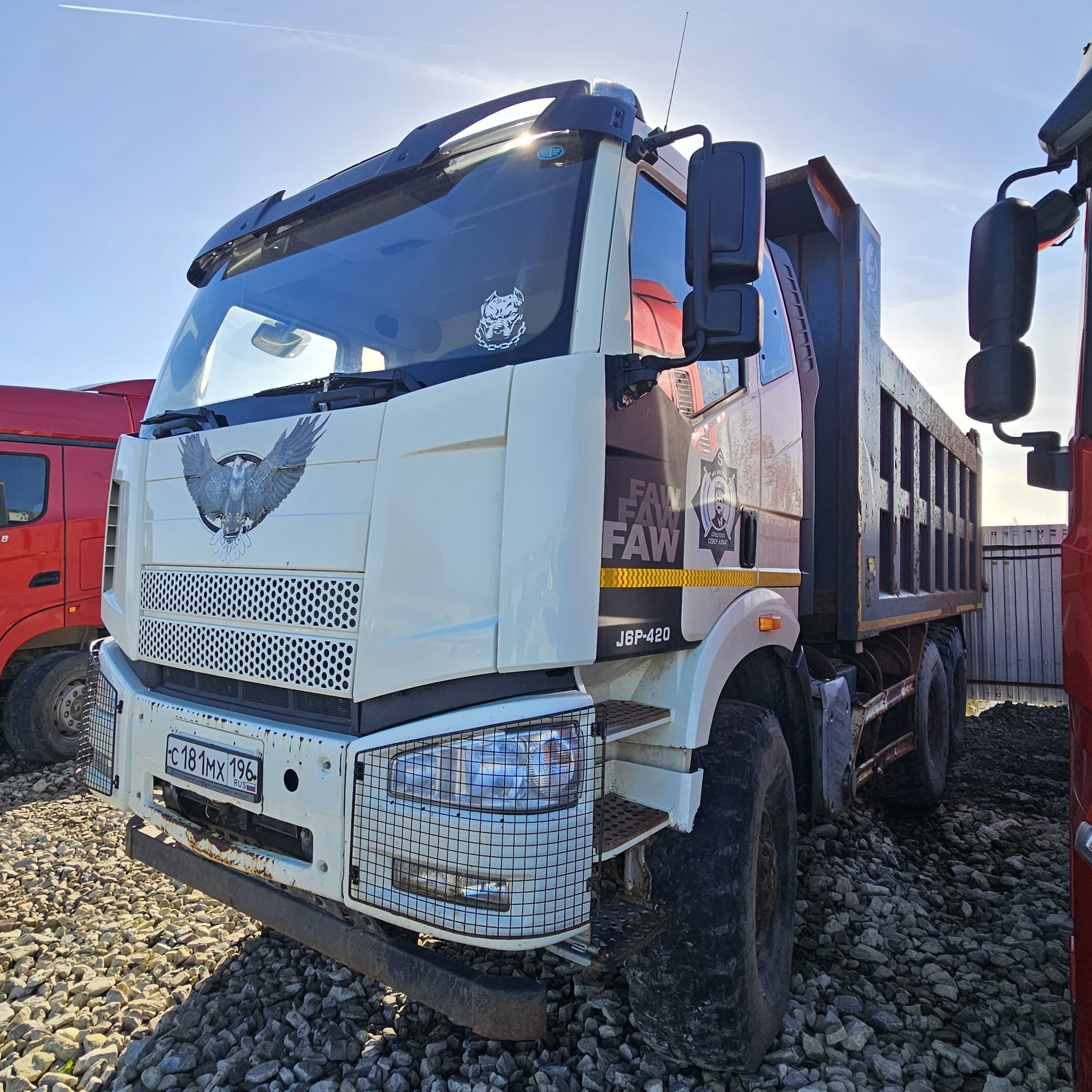 FAW J6* 6x6 Самосвал - 1