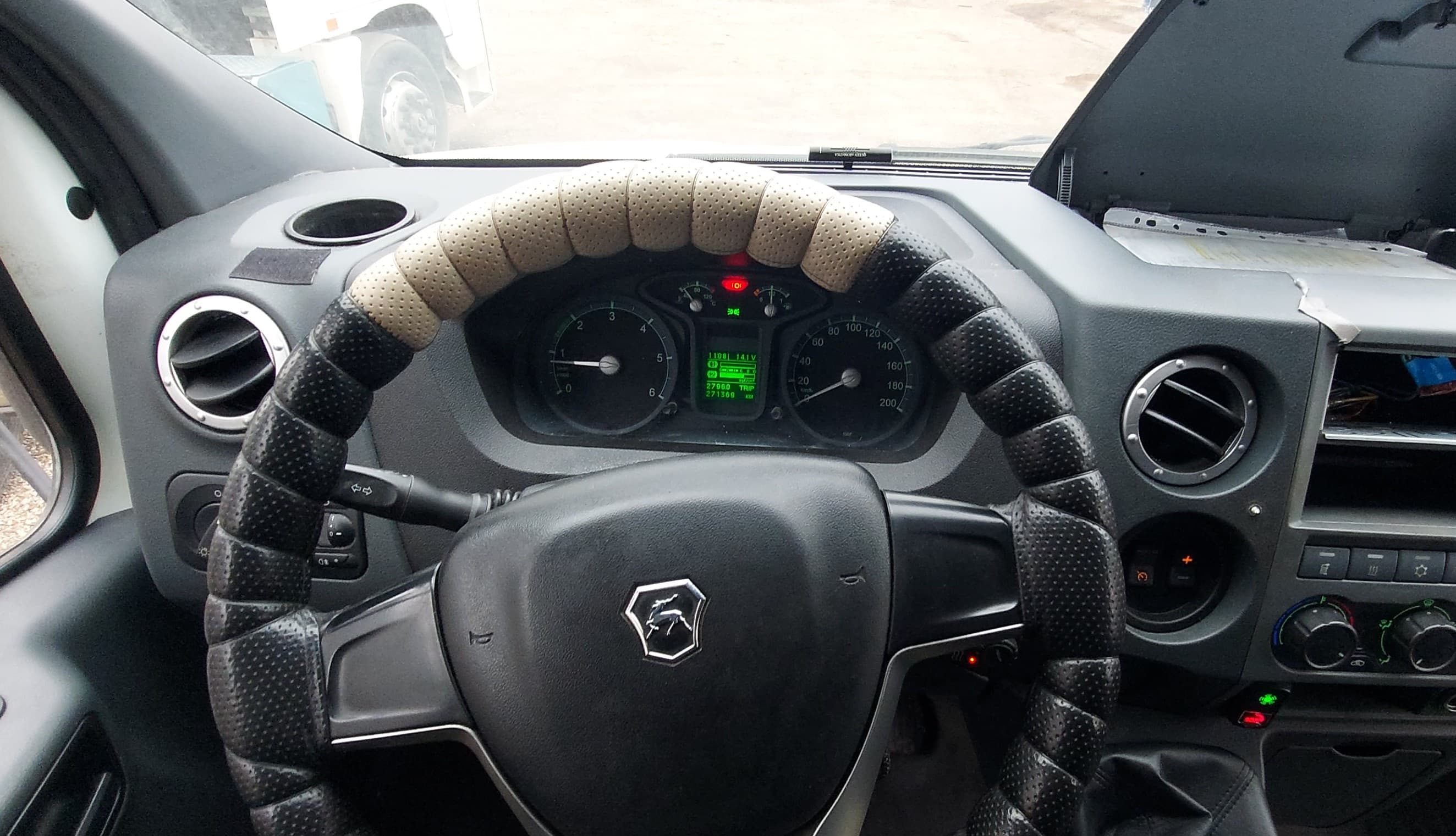 Новый Завод 3010* на шасси GAZ GAZON NEXT 4x2 Эвакуатор - 5