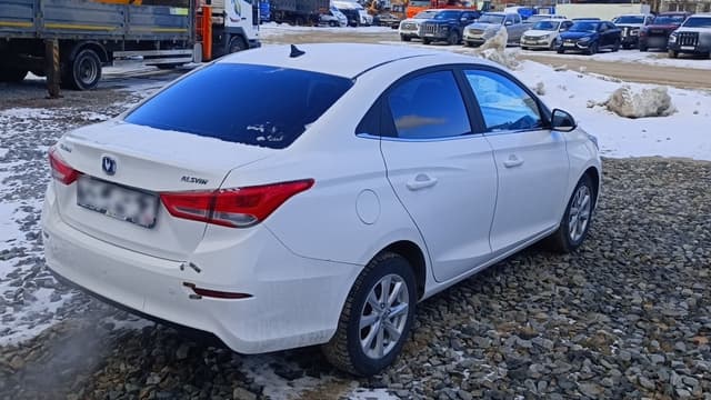 Changan Alsvin - 3