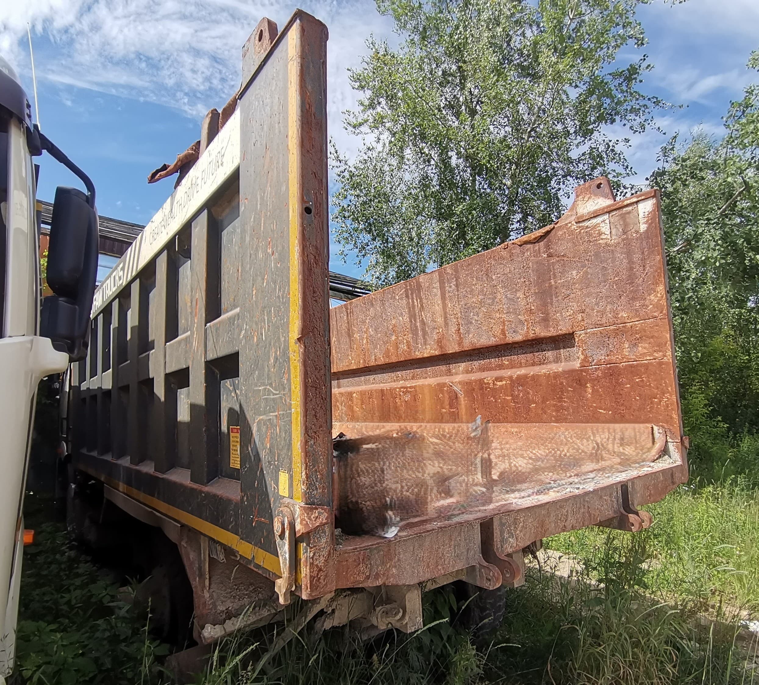 FAW J6* 6x6 Самосвал - 4