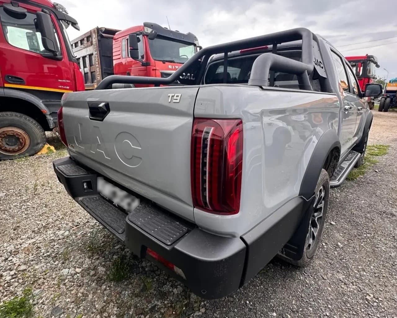 Jac T9 - 3