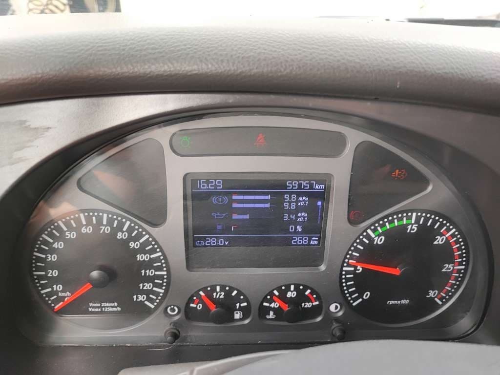 Карвинг 3370* на шасси HONGYAN GENLYON 6x4 Бортовой с КМУ - 5