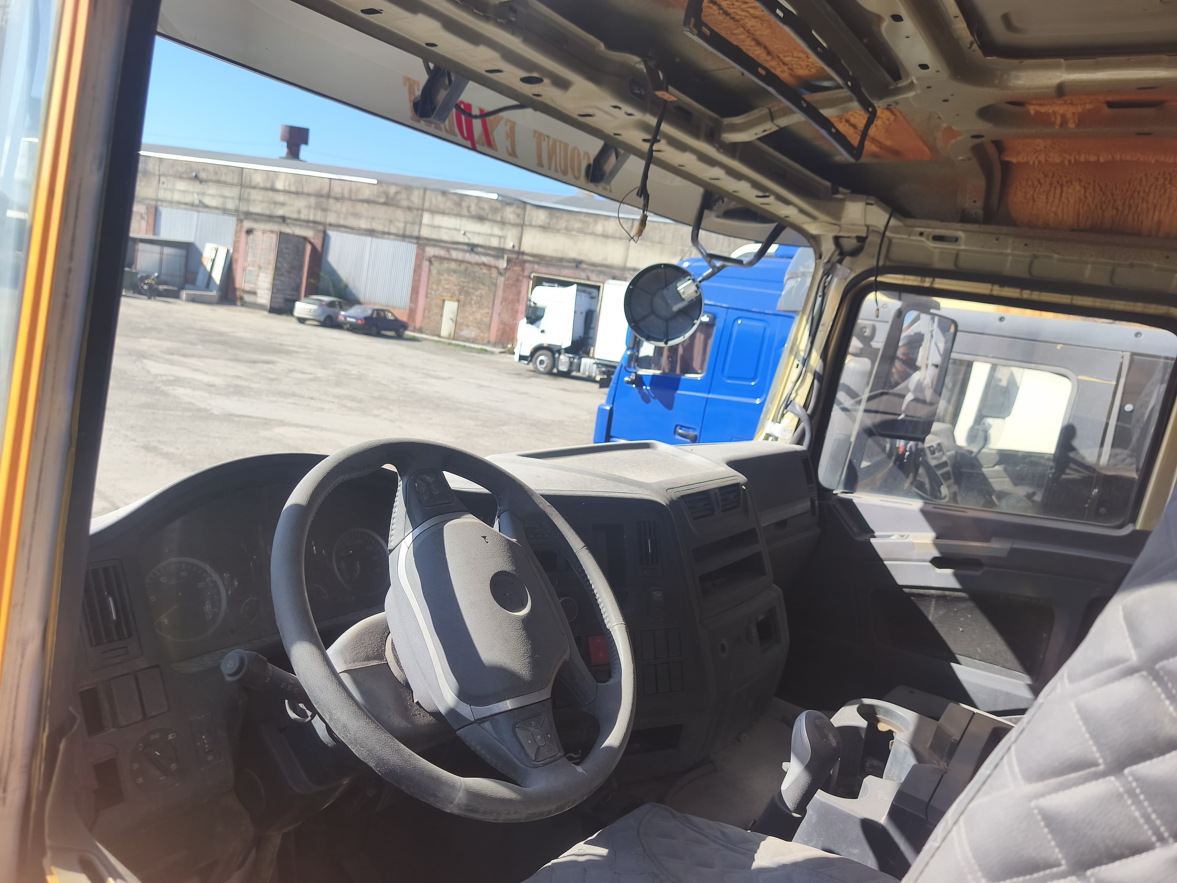 Shacman (Shaanxi) SX* 8x4 Самосвал - 5