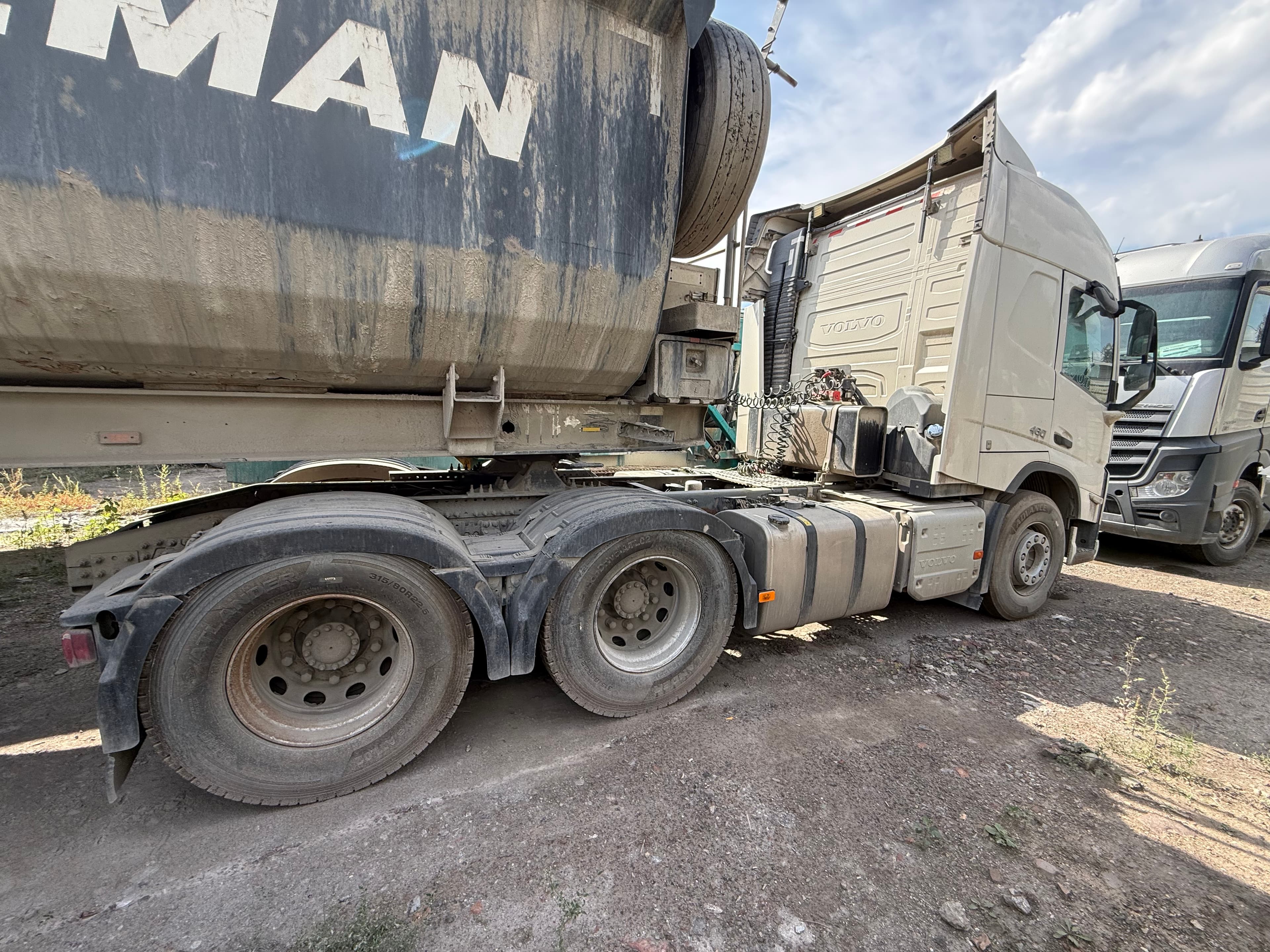 Volvo FM 6x4 Седельный тягач - 3