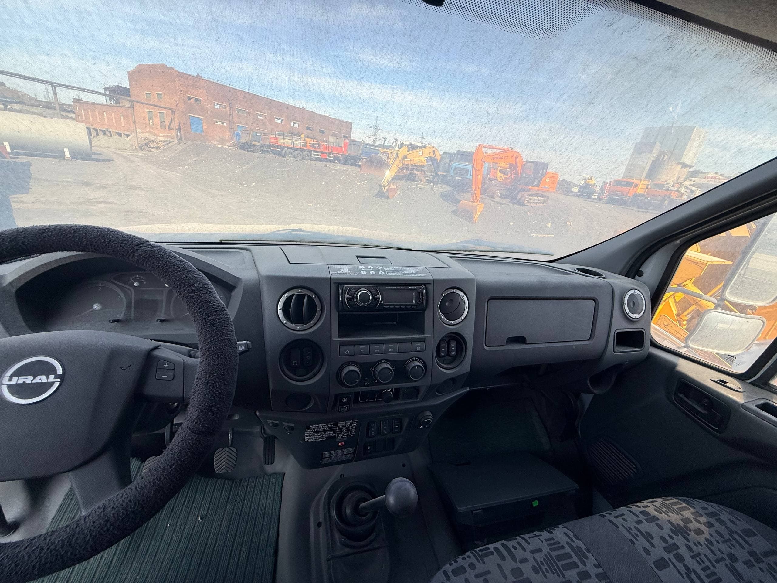 Конструкторское Бюро Миасский Завод Специализированных Автомобилей 7886* на шасси Ural NEXT 4320 6x6 Передвижная мастерская - 2
