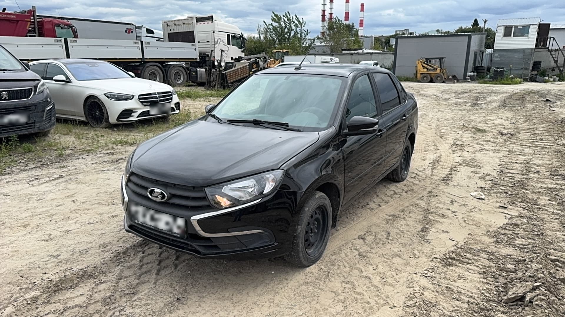 Lada Granta седан - 1