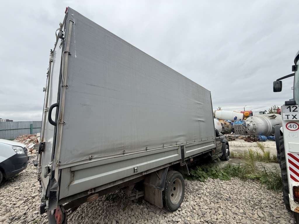 UAZ Profi - 3