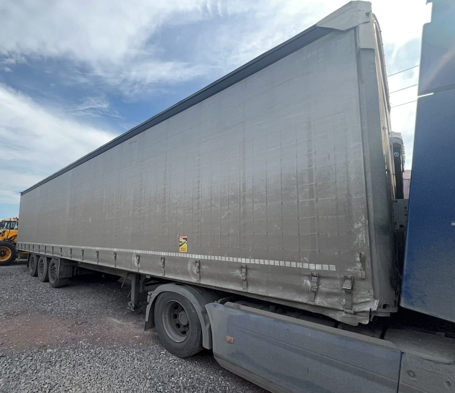 Schmitz Cargobull SCS Полуприцеп шторный - 2