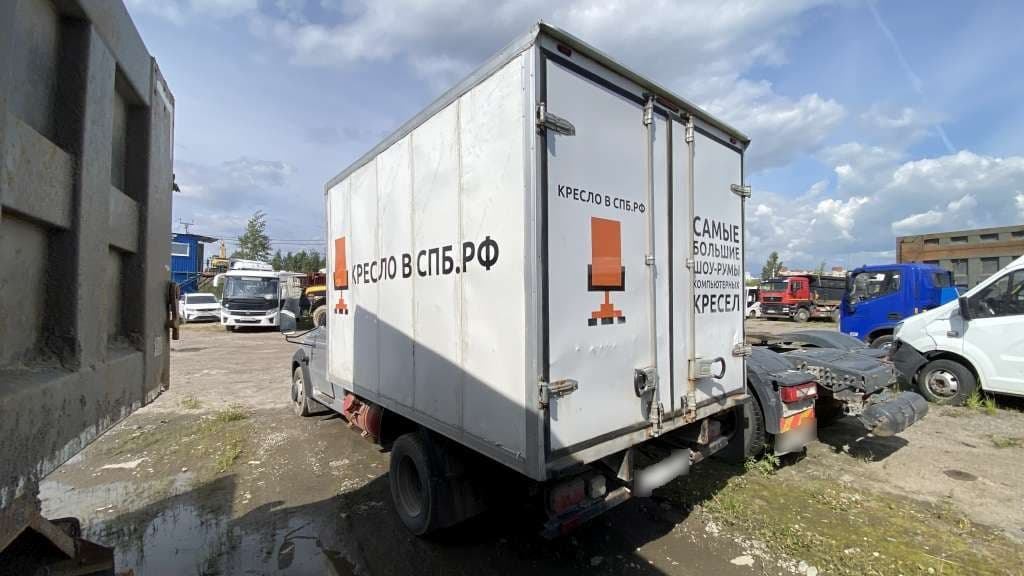 UAZ Profi Промтоварный - 4