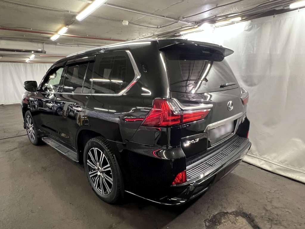 Lexus LX 570 - 4
