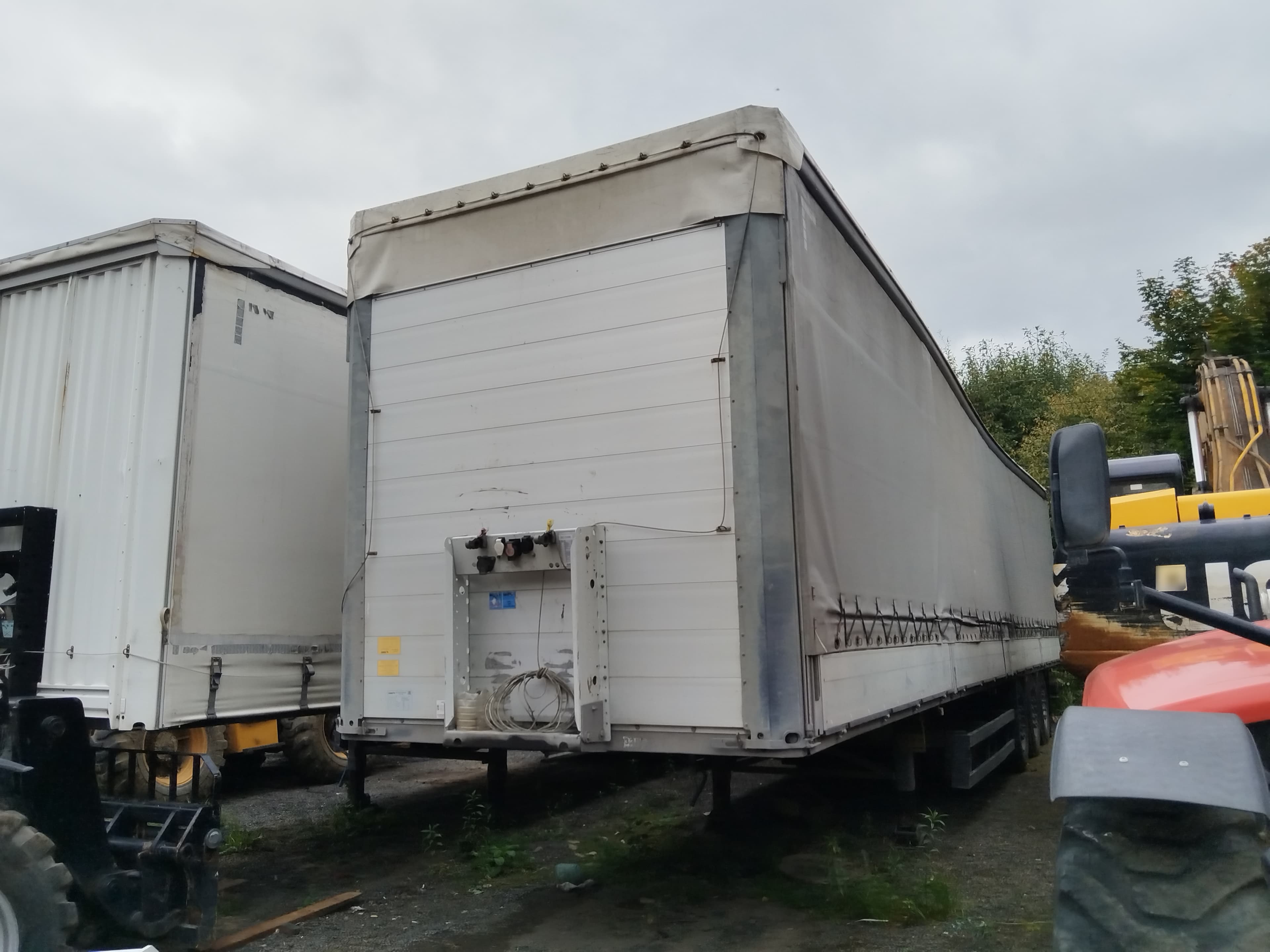 Schmitz Cargobull 9084 Полуприцеп бортовой - 1