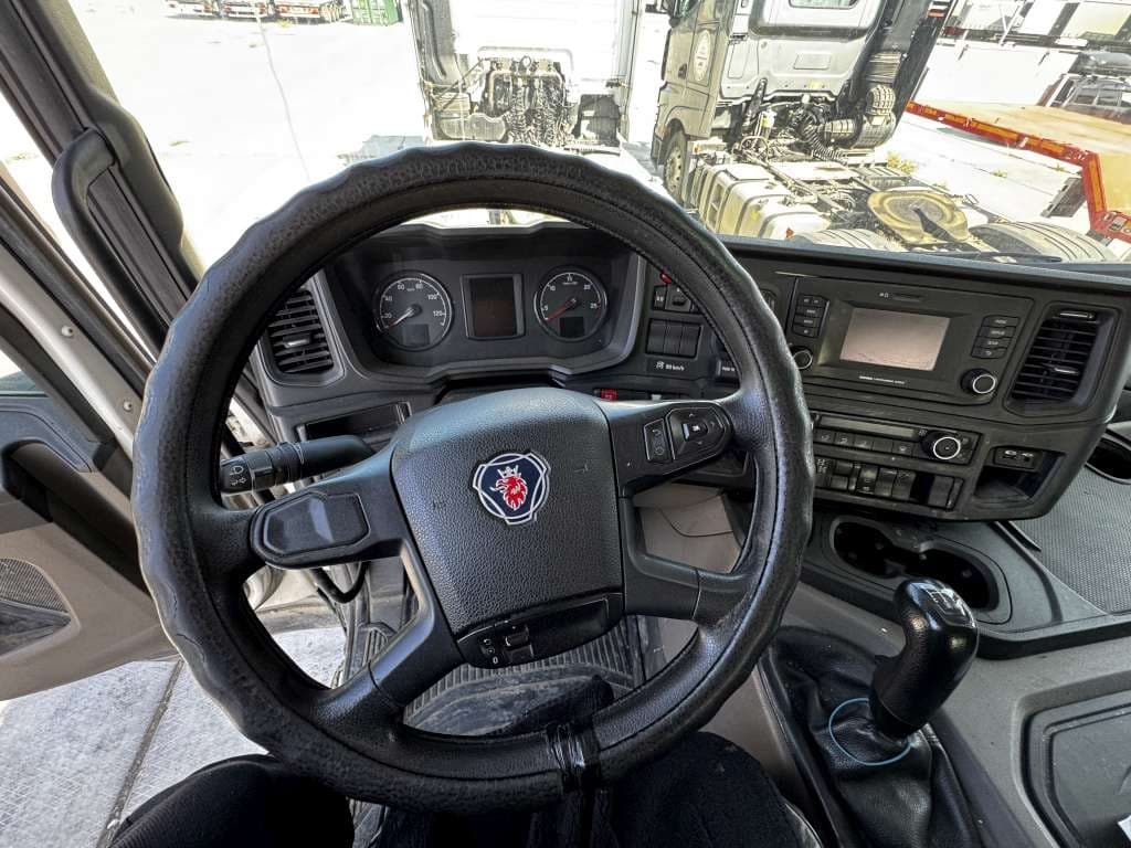 Scania P 8x4 Самосвал - 5