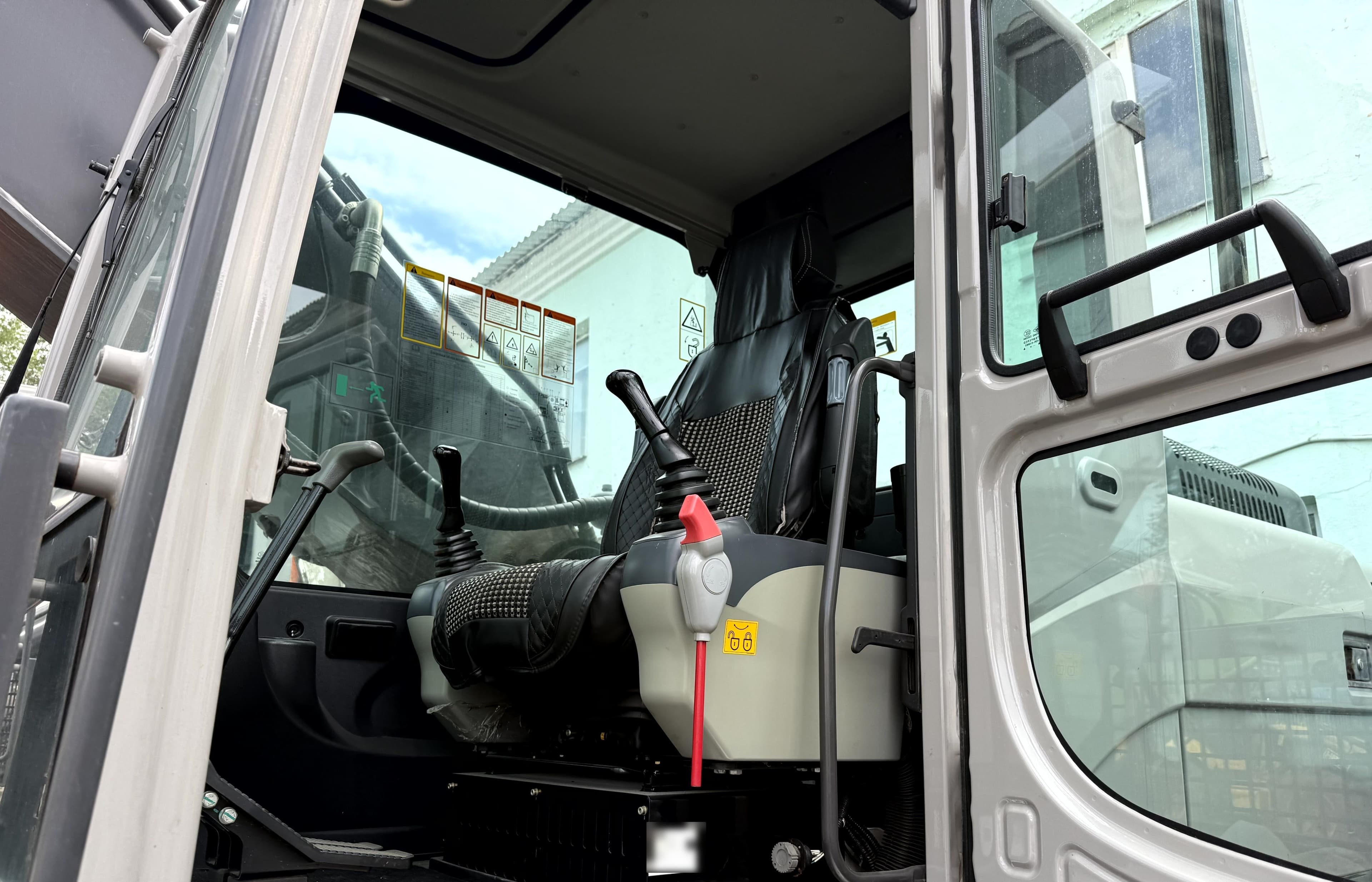 Zoomlion ZE335 Экскаватор - 5
