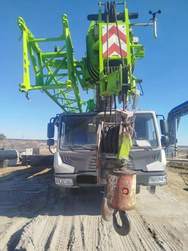 Zoomlion ZTC* 6x4 Автокран - 3