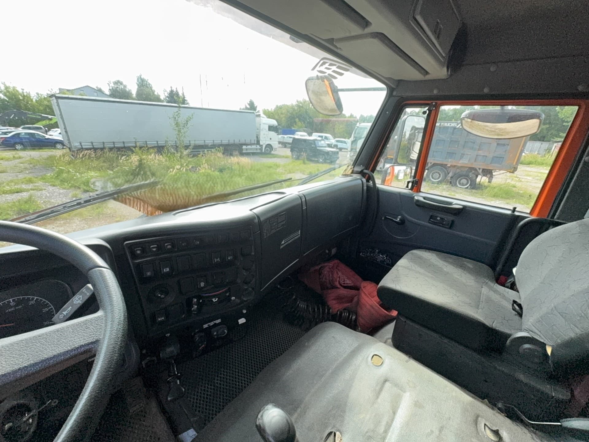 Камаз 6520 6X4 Самосвал - 5