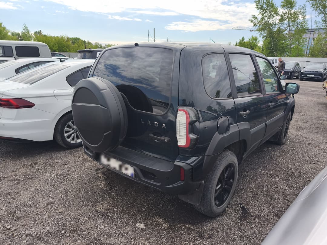 Lada Niva Travel - 2