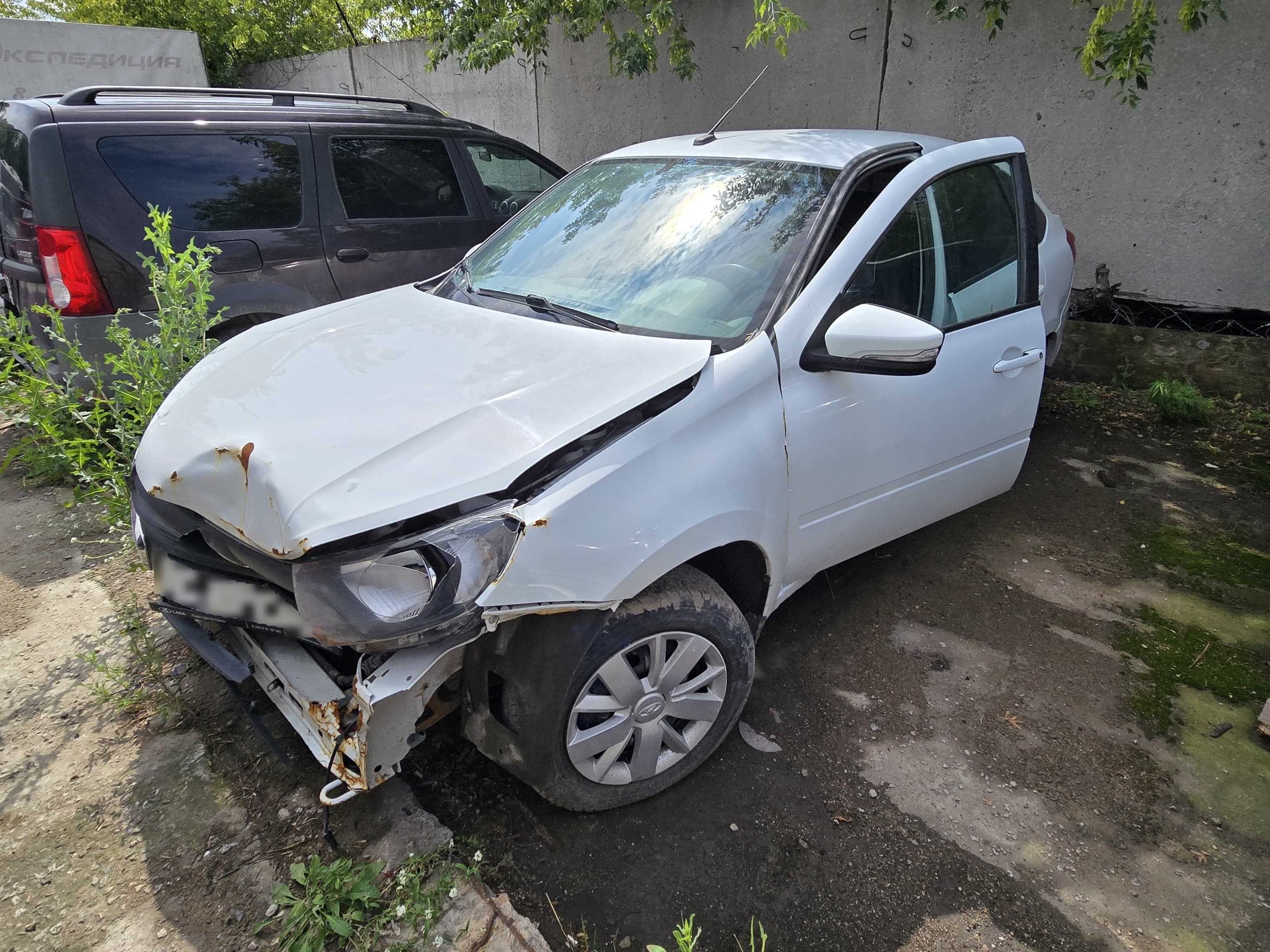 Lada Granta седан - 1