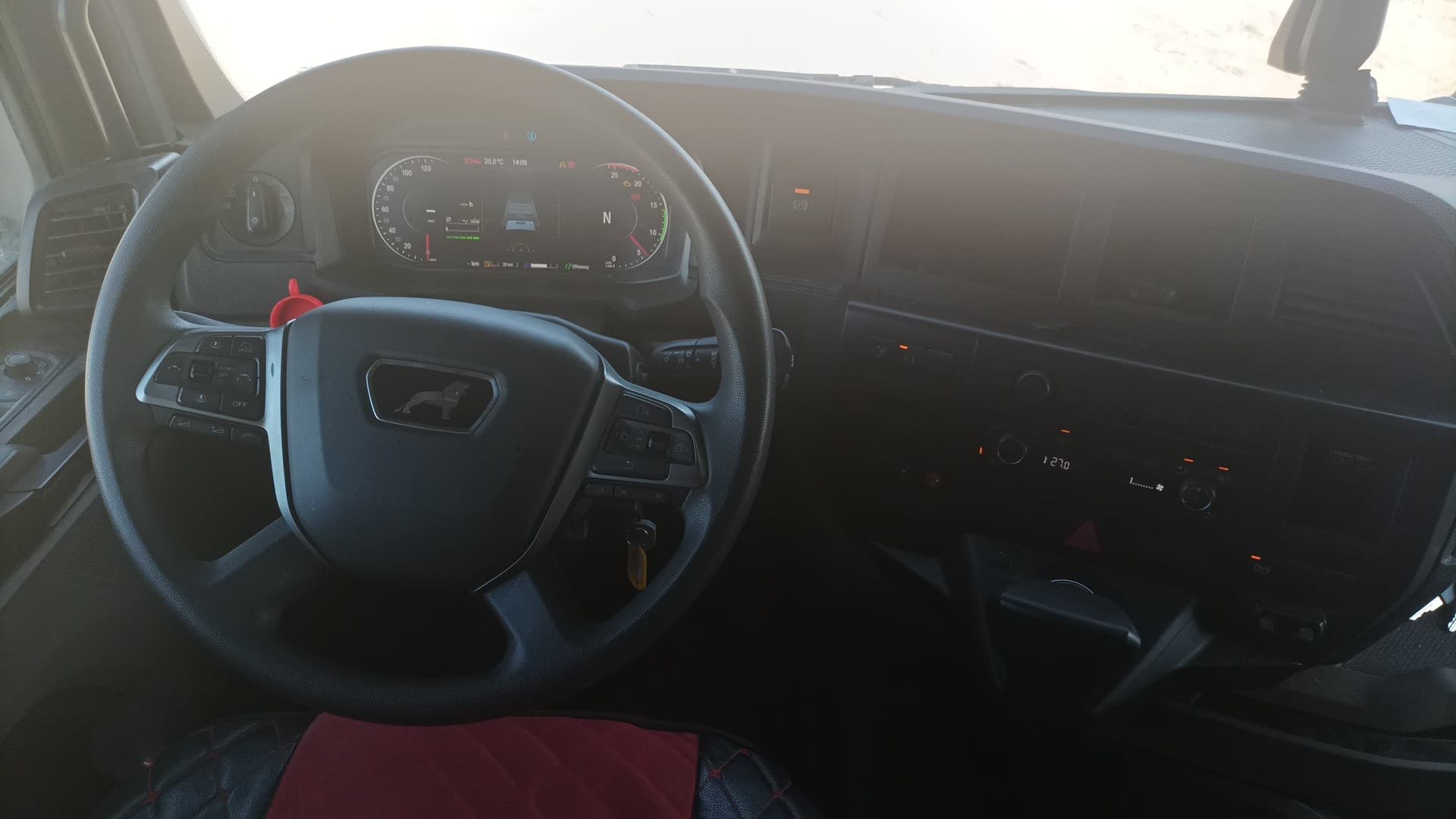 MAN TGX 4X2 Седельный тягач - 5