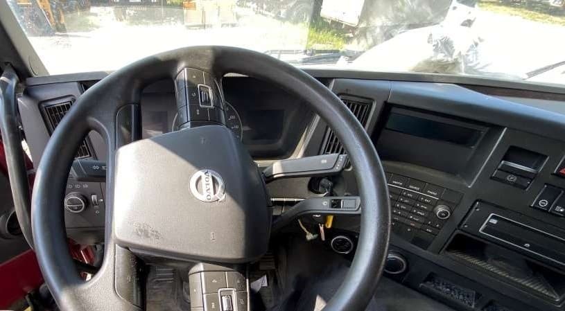 Volvo FM 8x4 Самосвал - 5