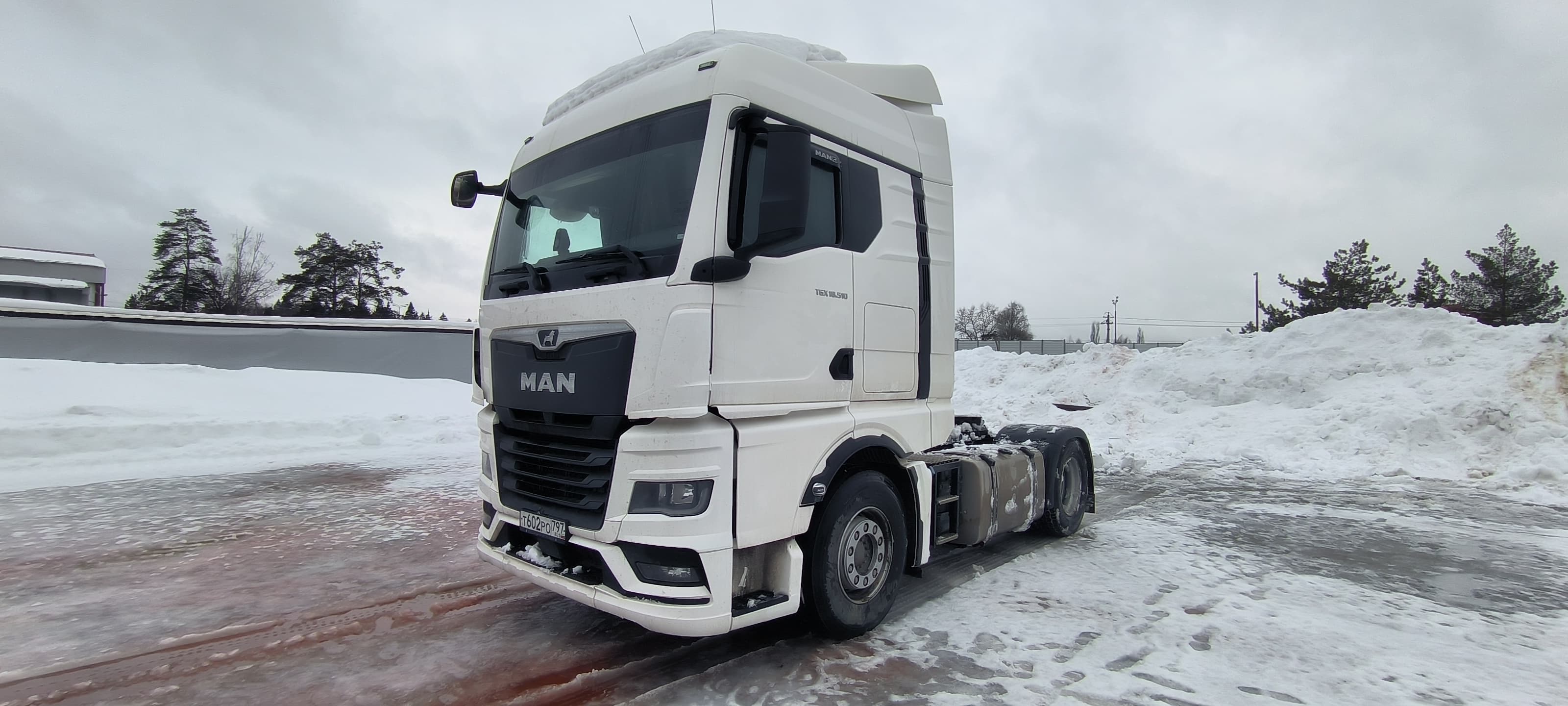 MAN TGX 4X2 Седельный тягач - 1