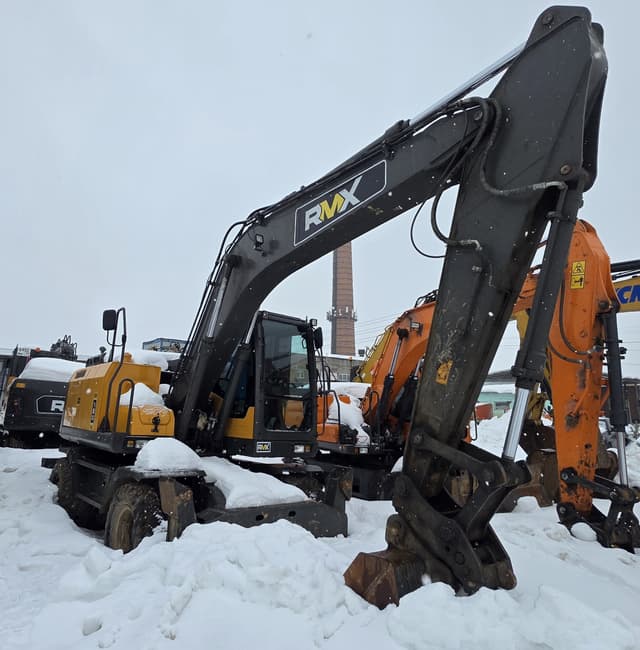 Runmax ER180* Экскаватор колесный - 2
