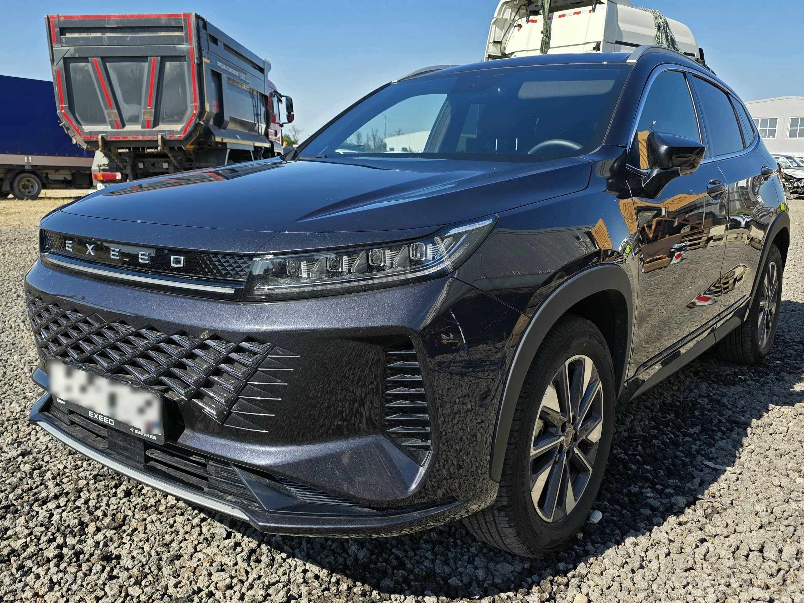 Exeed LX - 1