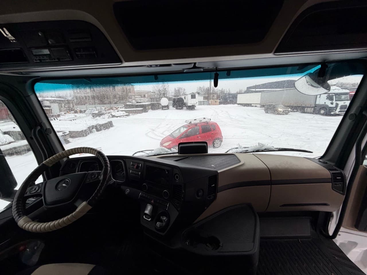 Mercedes-Benz Actros 4x2 Седельный тягач - 5