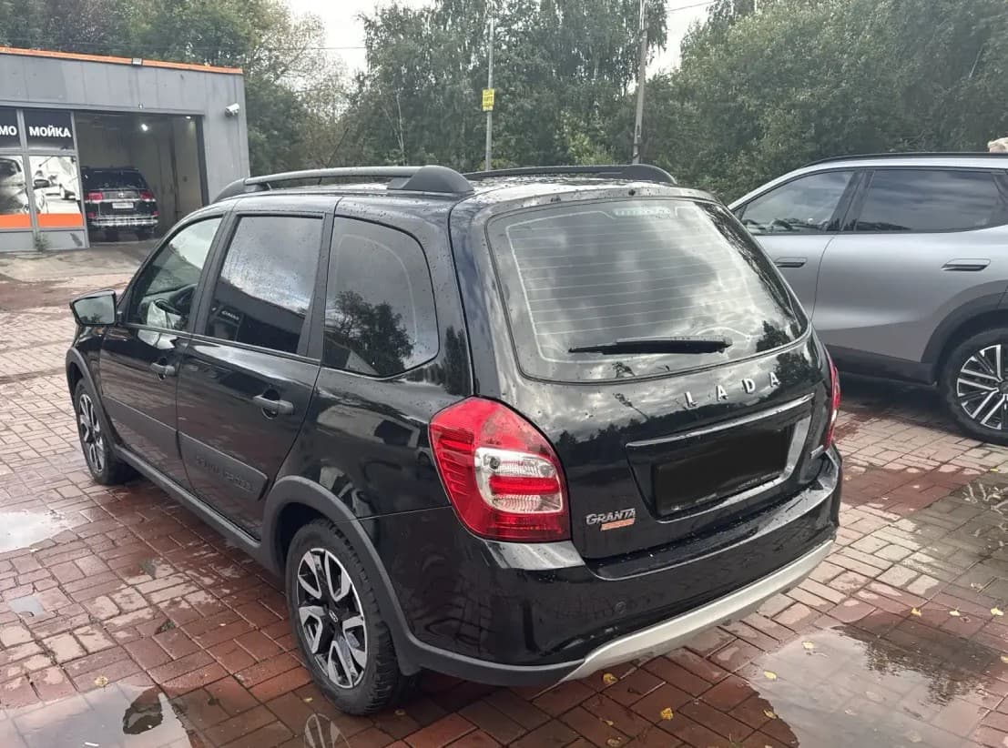 Lada Granta Cross - 4