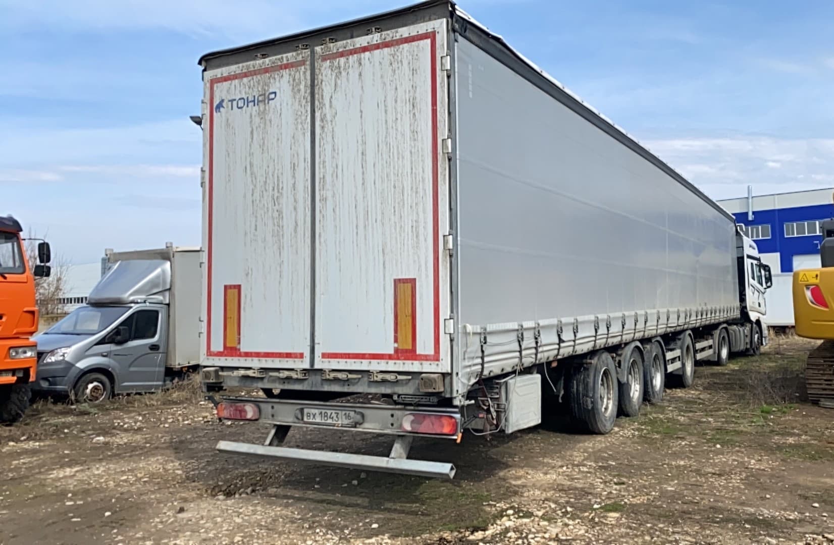 Тонар 97882 Полуприцеп шторный - 3