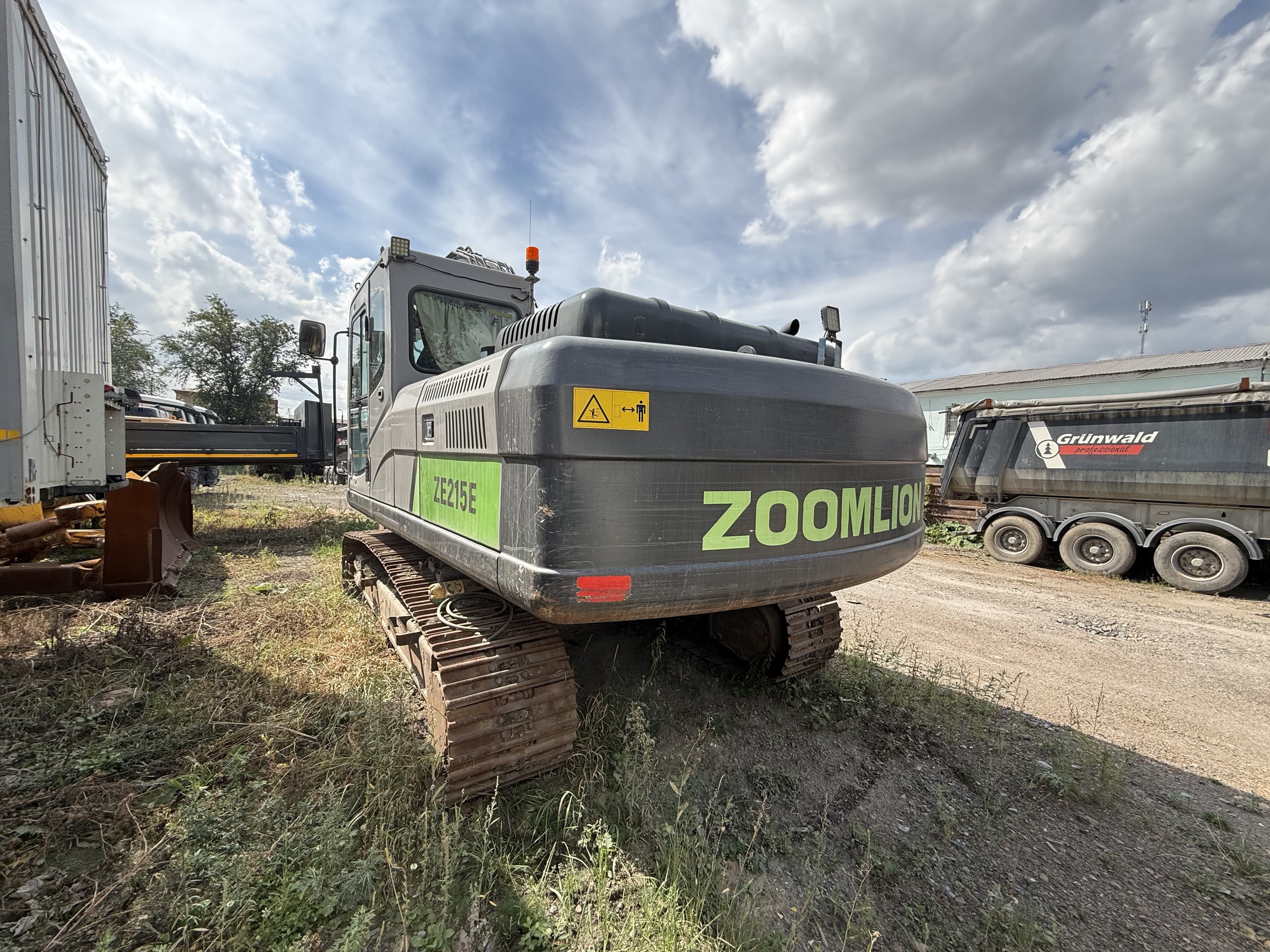 Zoomlion ZE215 Экскаватор - 4