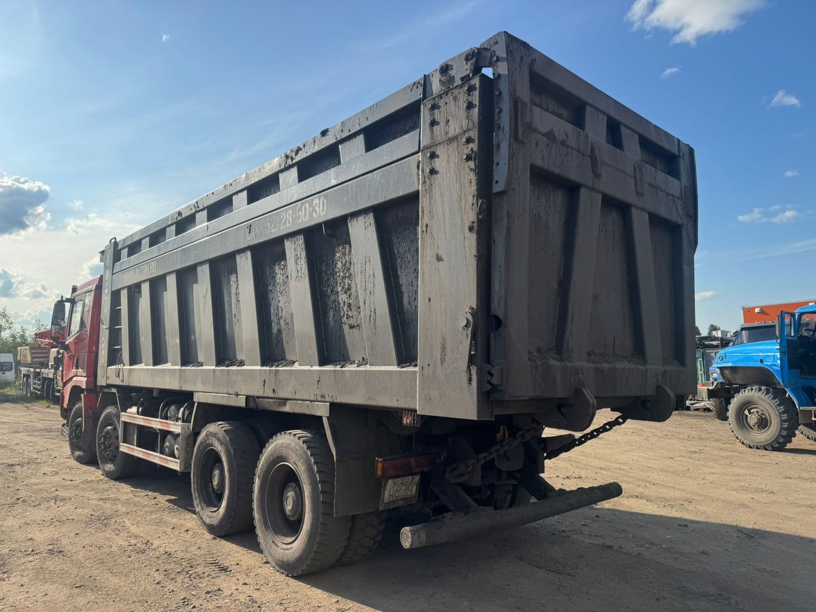 Shacman (Shaanxi) SX* 8x4 Самосвал - 4