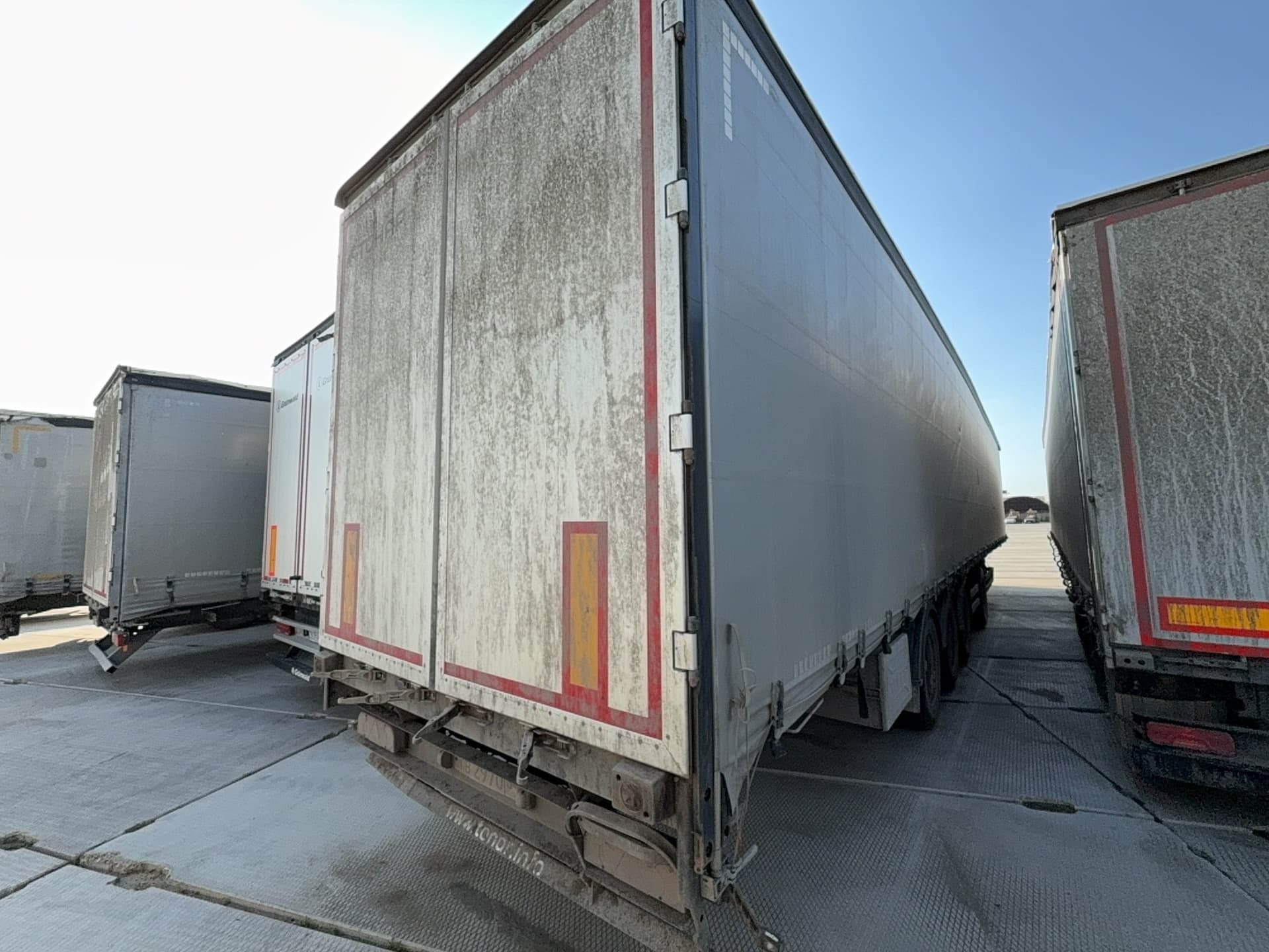 Тонар 97882 Полуприцеп шторный - 3