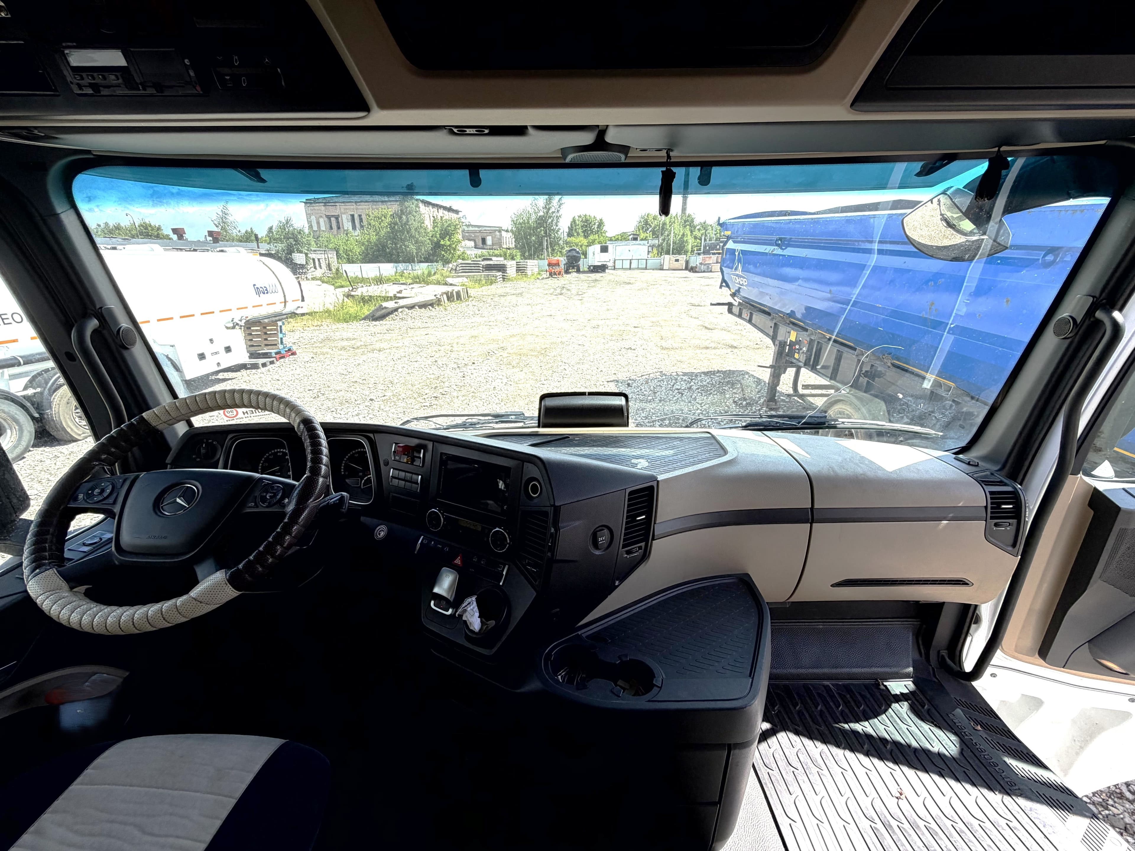 Mercedes-Benz Actros 4x2 Седельный тягач - 5