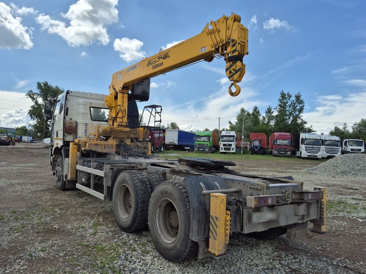 Строительные Подъемные Машины 7327* на шасси FAW CA 3250 6x4 Бортовой с КМУ - 4