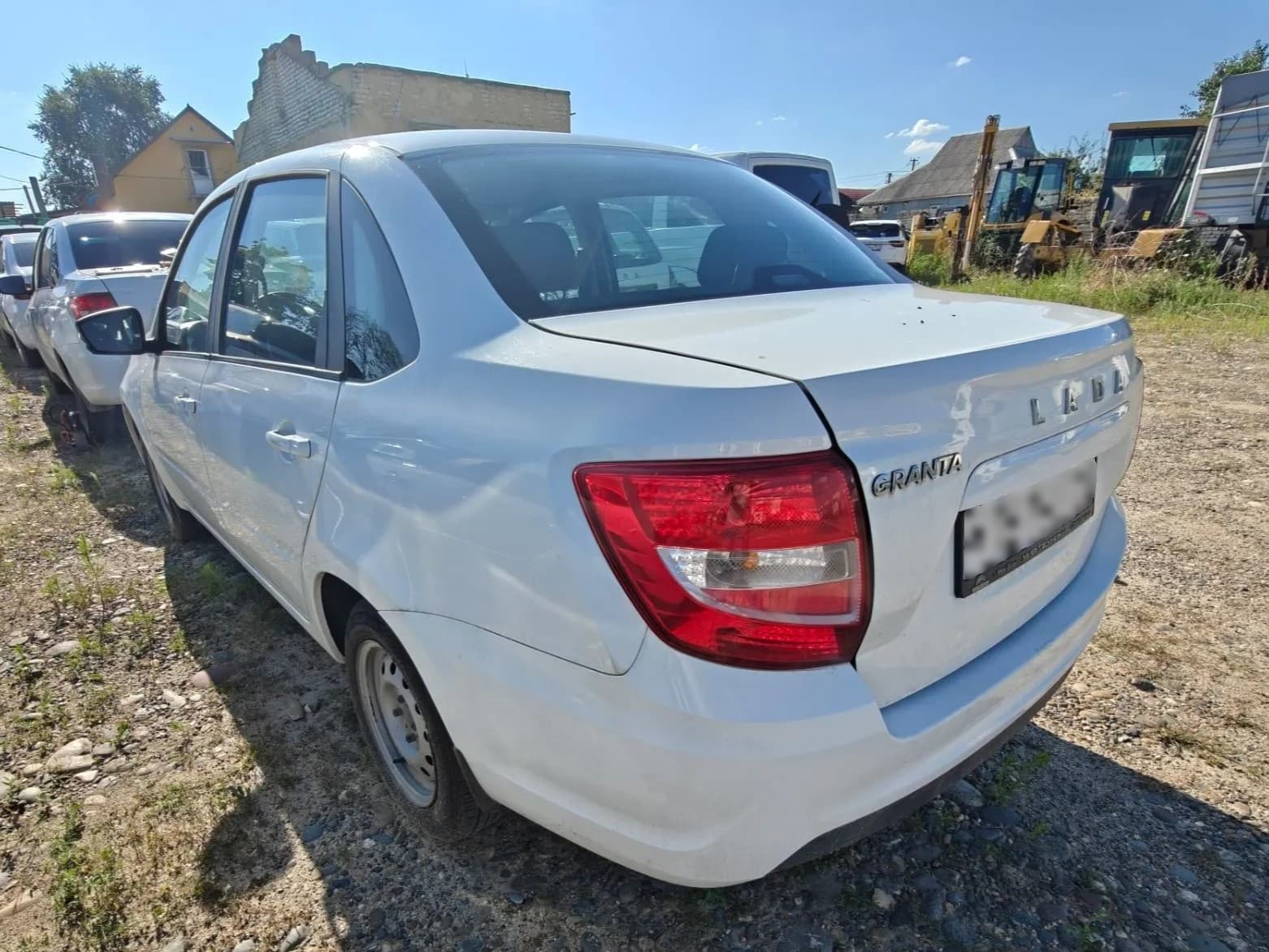 Lada Granta седан - 4