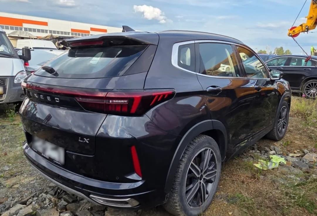 Exeed LX - 3