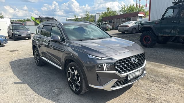 Hyundai Santa Fe - 2