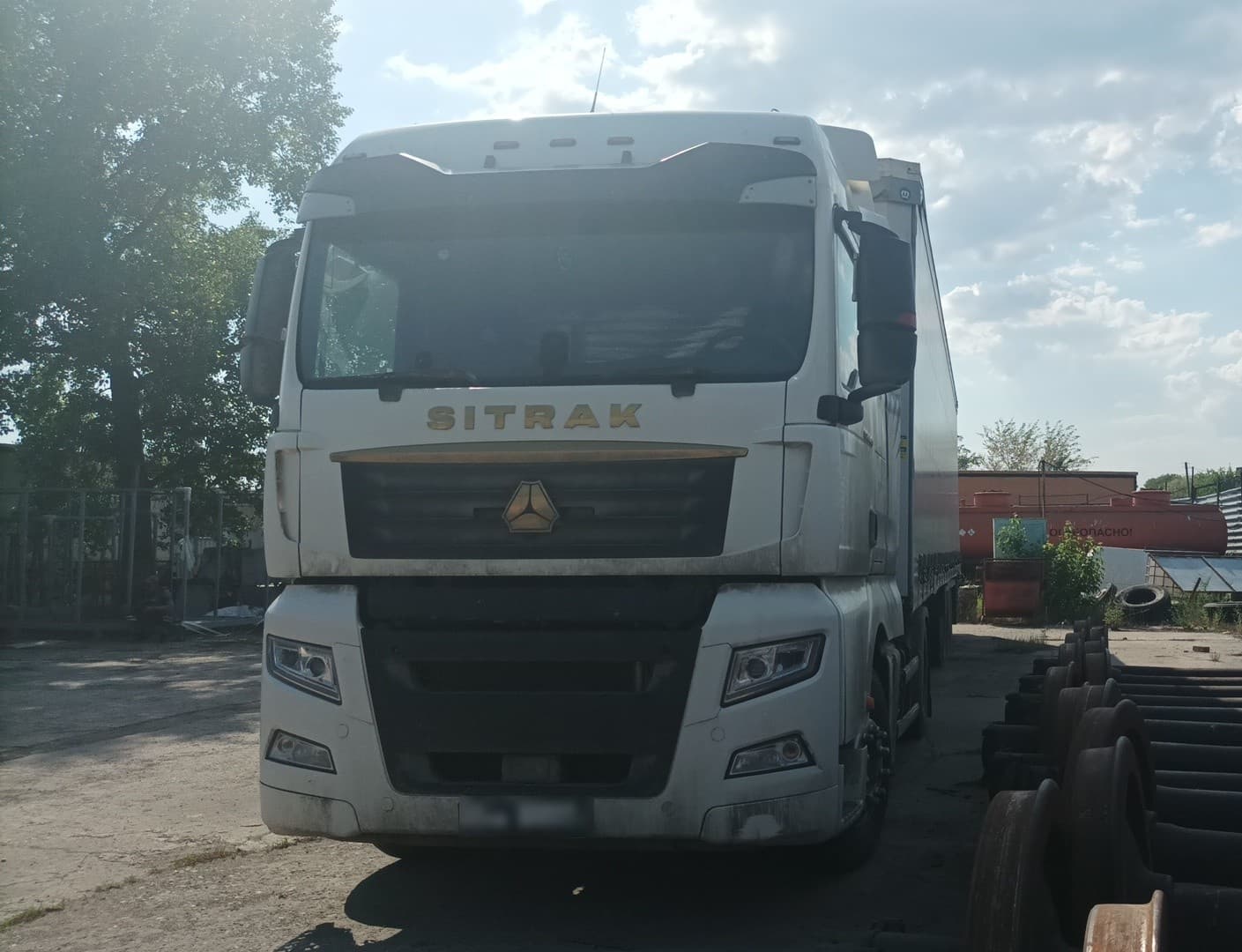 Sitrak C7H 4x2 Седельный тягач - 1