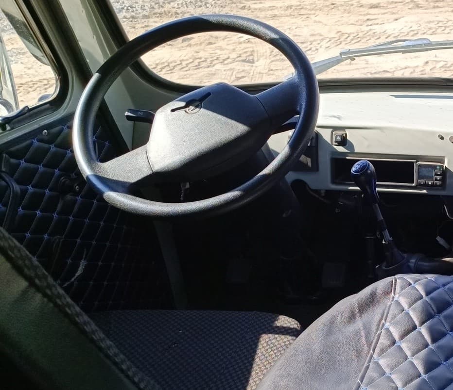UAZ 3909* Грузопассажирский - 5