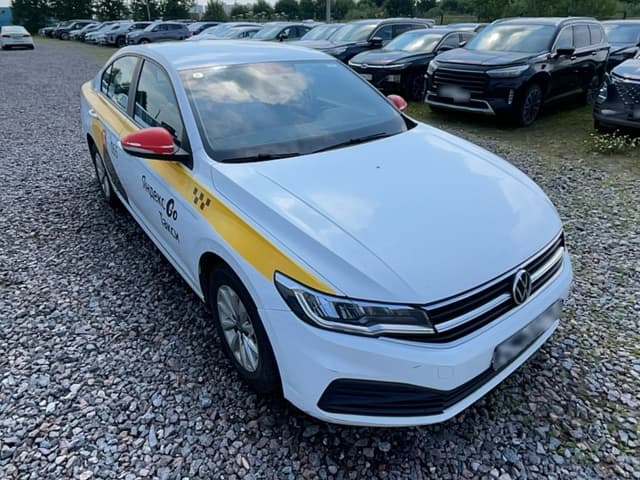 Volkswagen Bora - 2