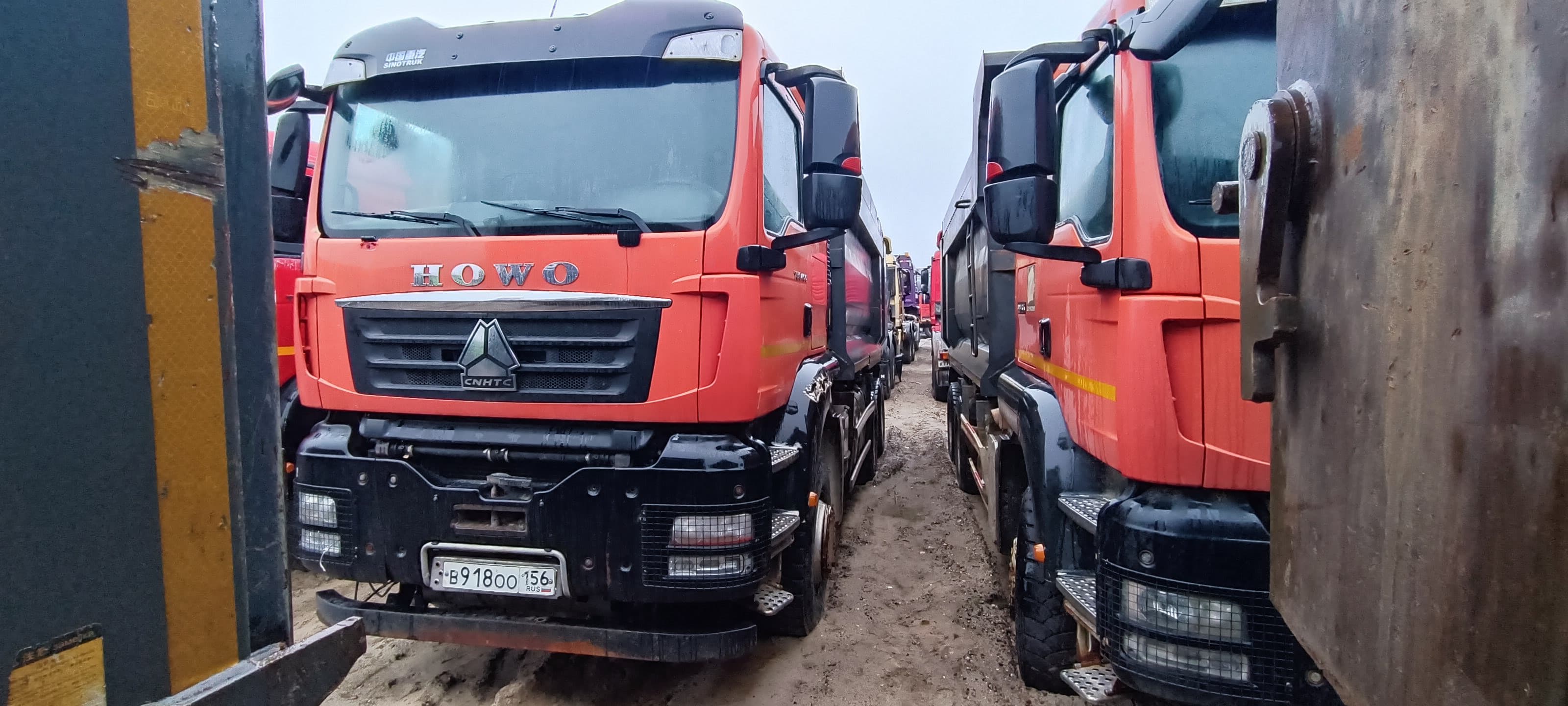 Howo T5G 6x4 Самосвал - 1