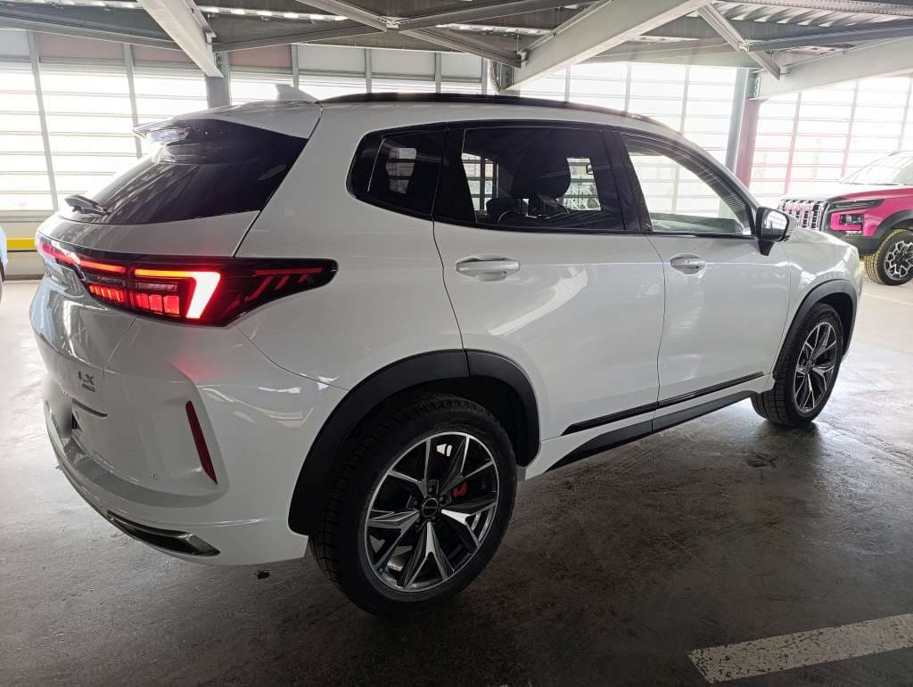 Exeed LX - 3
