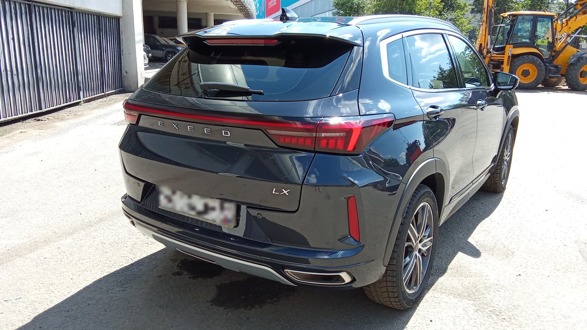 Exeed LX - 3
