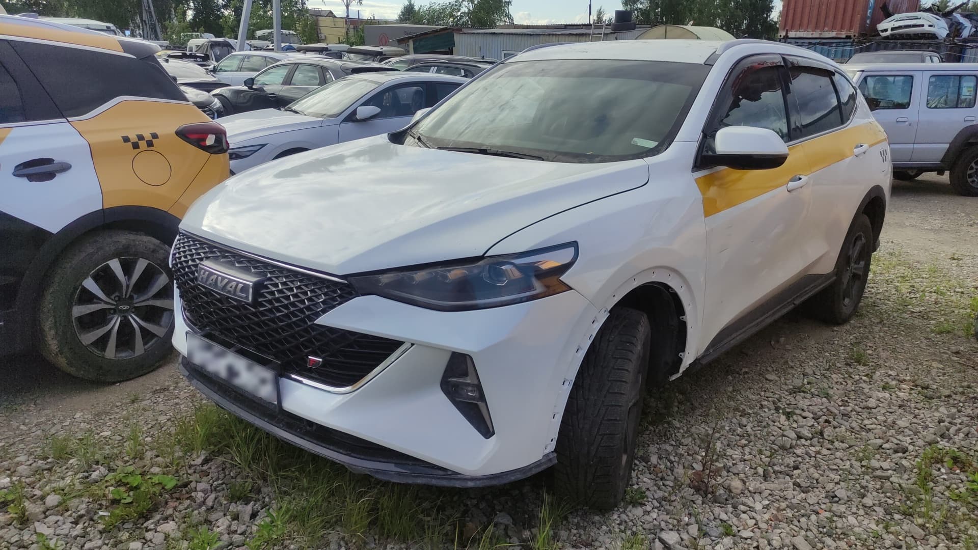 Haval F7 - 1