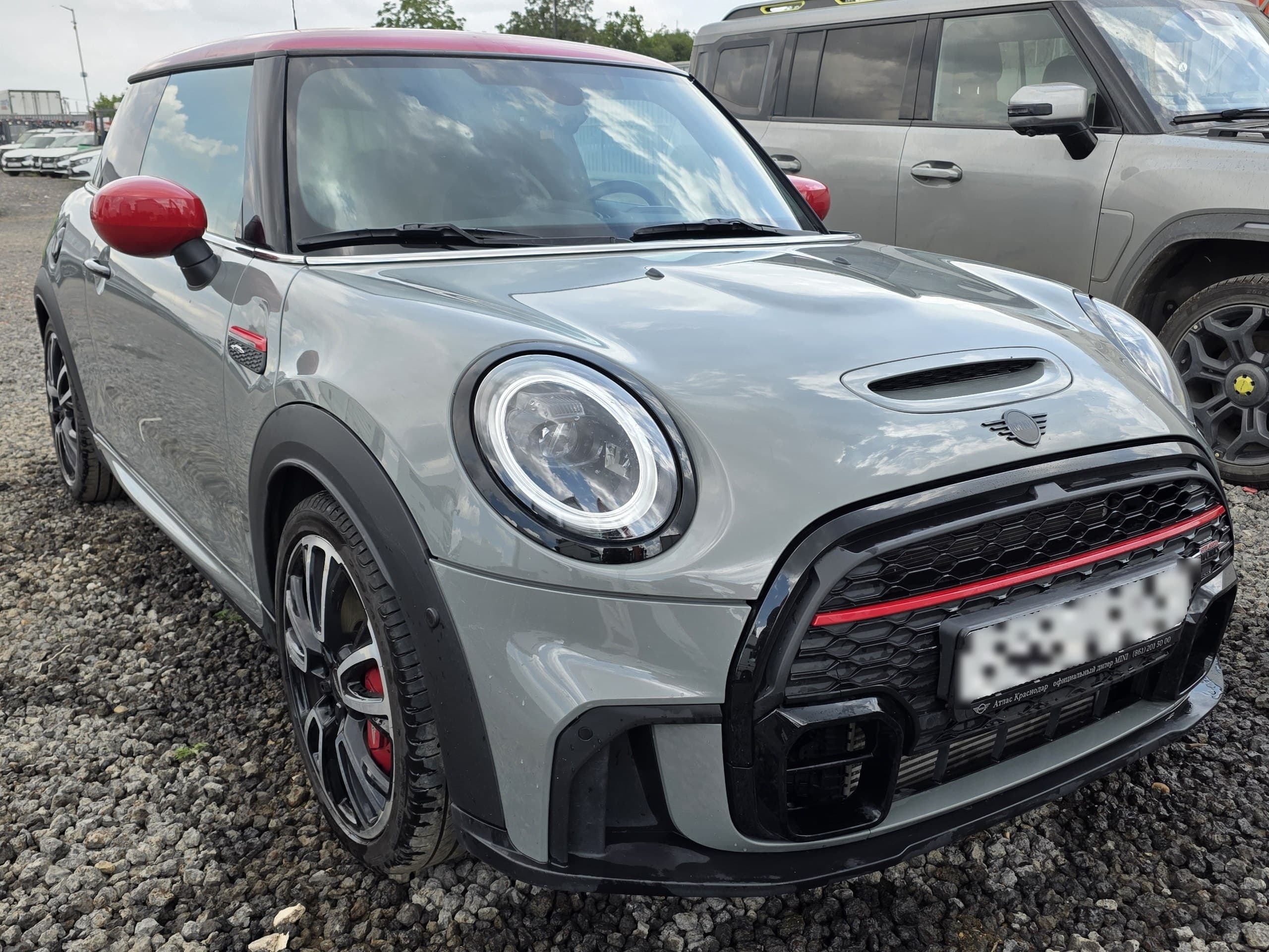 MINI 3 Door - 2