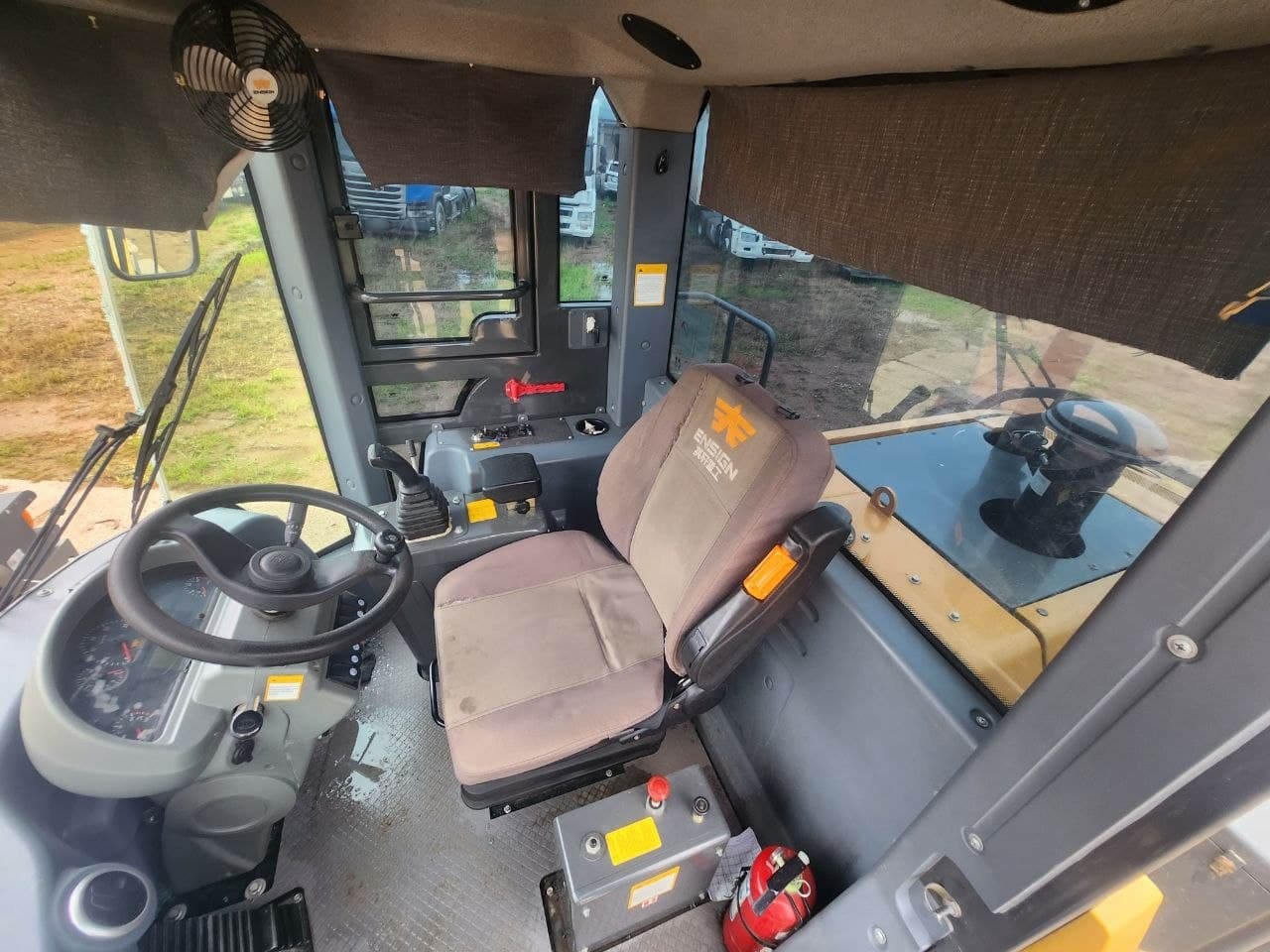 Ensign YX636 Фронтальный погрузчик - 5